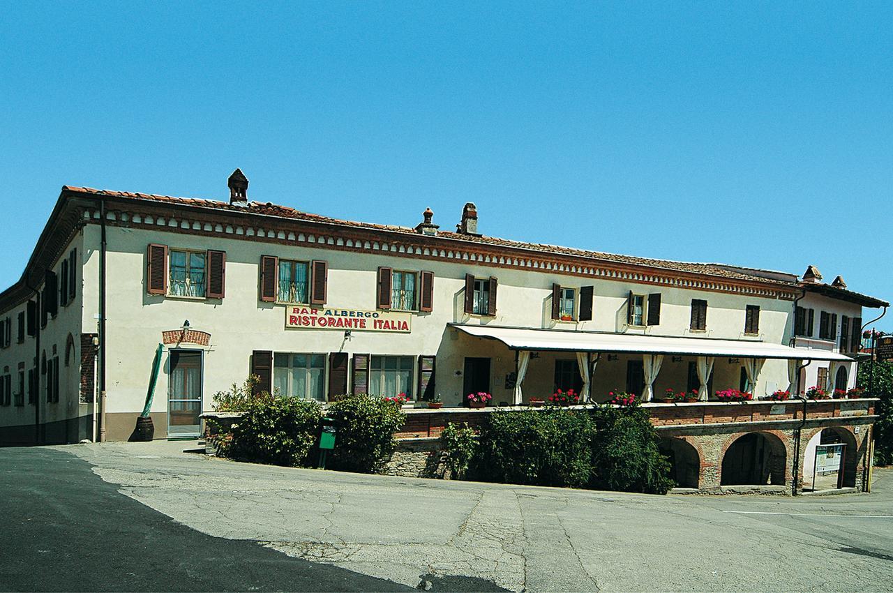 Locanda Italia Serralunga d'Alba Exterior foto